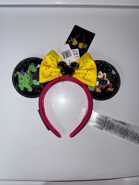 Disneyland Main St electric parade 50th anniversary ears